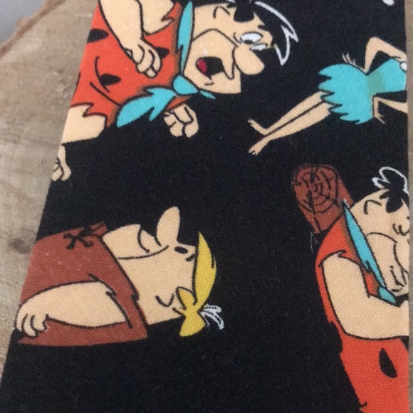 Ralph Martins flint stone tie . - Picture 4 of 4